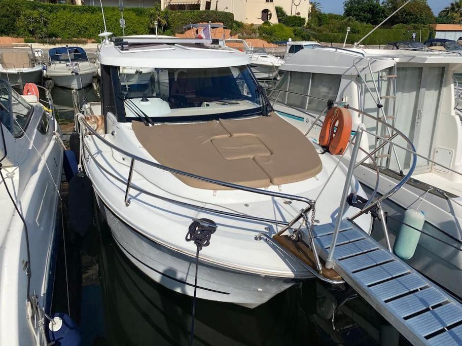 Sejour Sur Bateau De Plaisance Hotel Mandelieu Kültér fotó